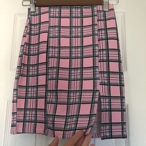 Cute plaid mini skirt
